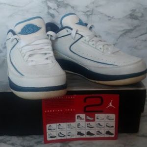 Jordan Retro 2 Low-Top